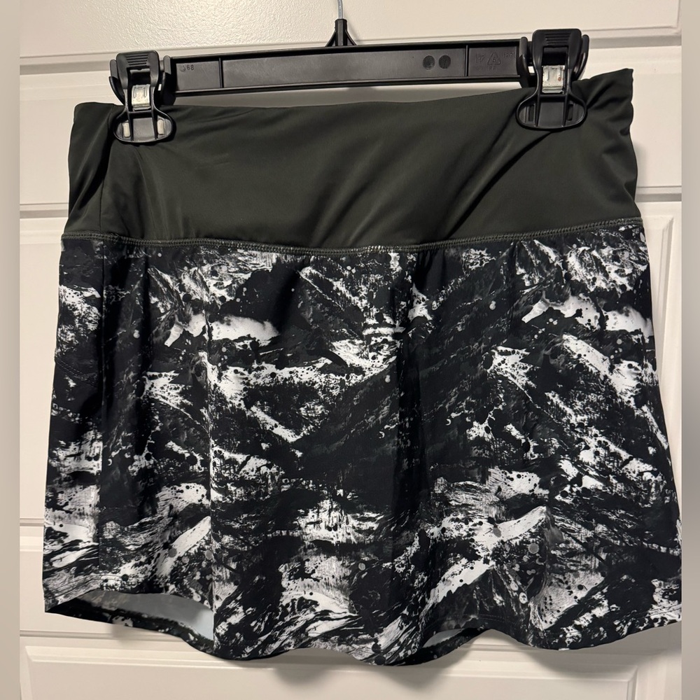 Baleaf Dark Green Patterned Tennis Pickleball Athletic Skort, Size L